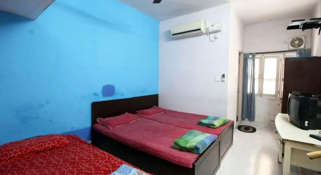 Polo Premier Guest House
