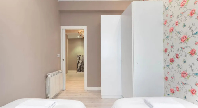 Volantin II Apartment by Aston Rentals