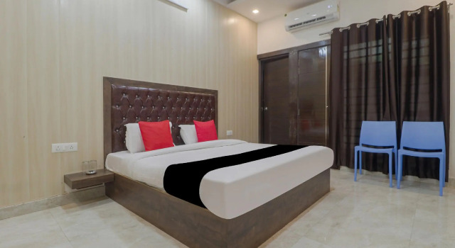 OYO 81140 Hotel Valley Wood Inn, Rezervovat Hotel Rājpur Uttarakhand