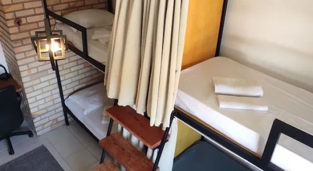 Кровать в общем номере Patz Houz Hostel