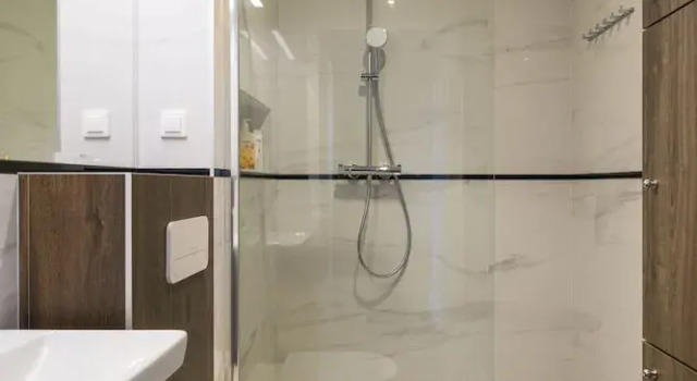 Апартаменты Executive 3 Bedroom Apartament by Your F