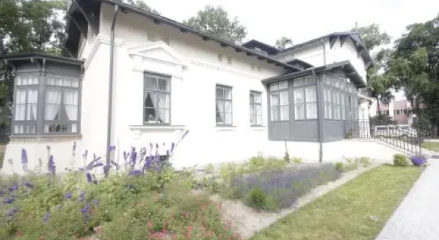 Lawendowy Dworek, Забронировать Отель Отели Люблинского воеводства с парковкой, Парковка