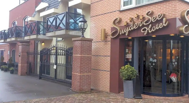Номер Deluxe SuyderSee Hotel