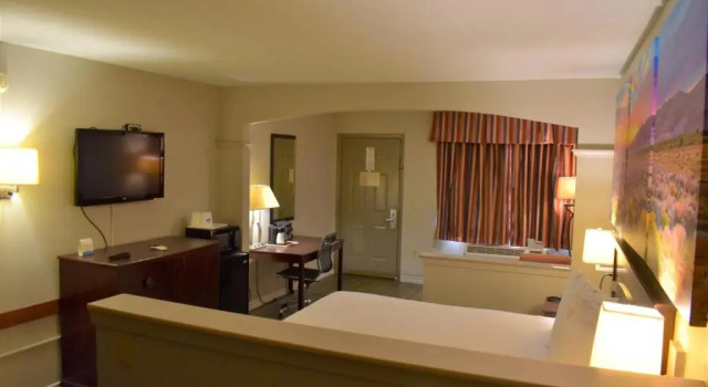 Люкс Days Inn by Wyndham Nacogdoches/SFA University/Downtown