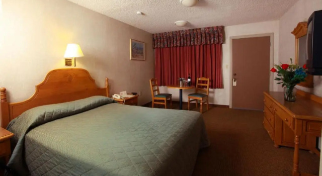 Hotel La Villa de Zaragoza