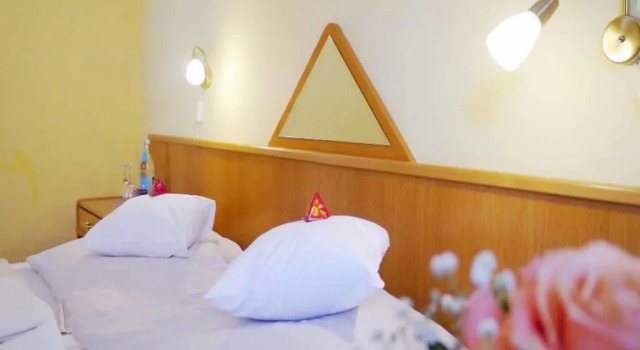Четырёхместный номер Standard с балконом Hotel Gasthof Sporrer