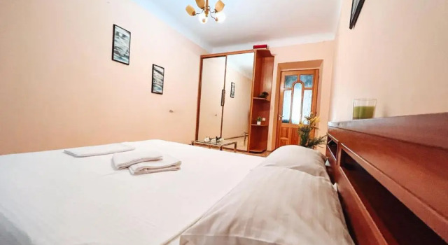 Апартаменты 1-room apartments Kiev city center