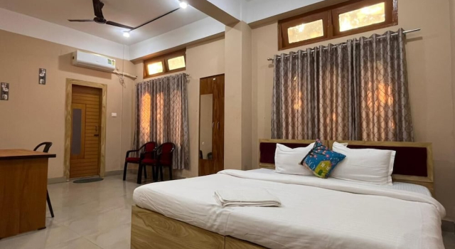 Двухместный номер Deluxe с балконом Palaash Bon Homestay