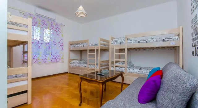 Кровать в общем номере Guest house Levanda