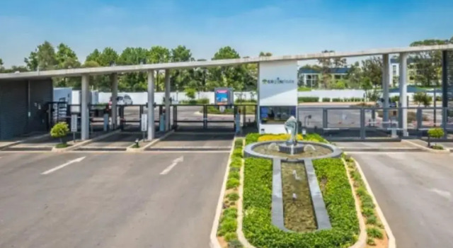 Апартаменты c 1 комнатой The Parks Airport Apartment