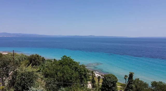 Ikia Nikolea by Rentalspro - Afytos Halkidiki, Book Vacation Home Afitos 