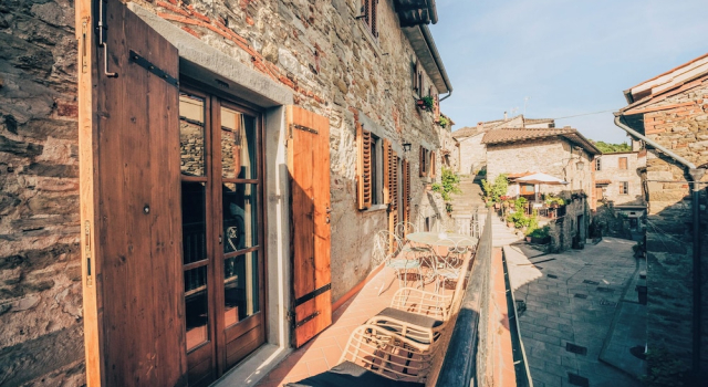 Casa Lierna 11, Book Apartment Hotels in Poppi with Parking, Parking