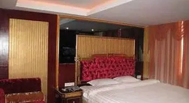 Brilliant Sky Business Hotel, Book Hotel Tanzhou Guangdong