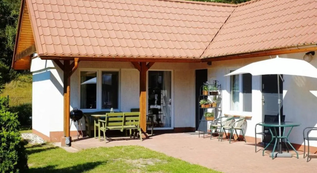 Domek Letniskowy Pod Lasem, Varaa Hotelli Sobieszewo 