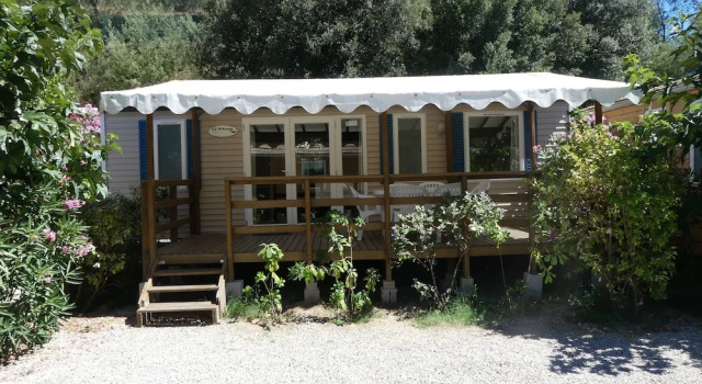 Номер Comfort с 3 комнатами с балконом Camping Parc des Monges