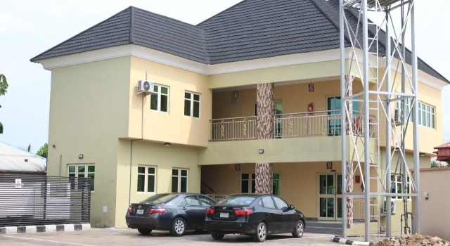 TommsVille Hotels, Varaa Hotelli Uyo Aqua-Ibom