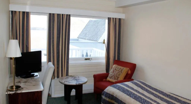 Одноместный номер Standard с видом на море Hofslund Fjord Hotel