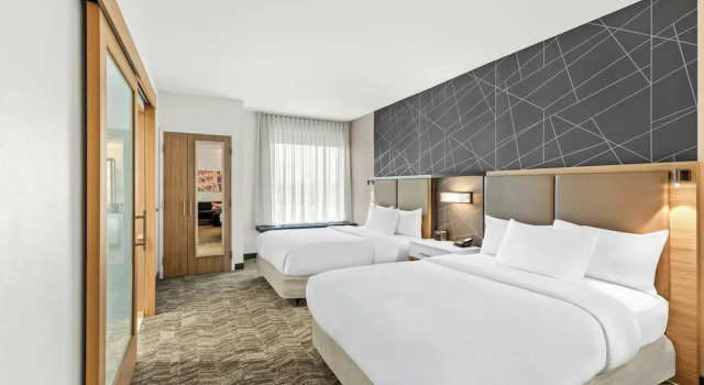 Четырёхместный люкс Springhill Suites By Marriott Columbus West