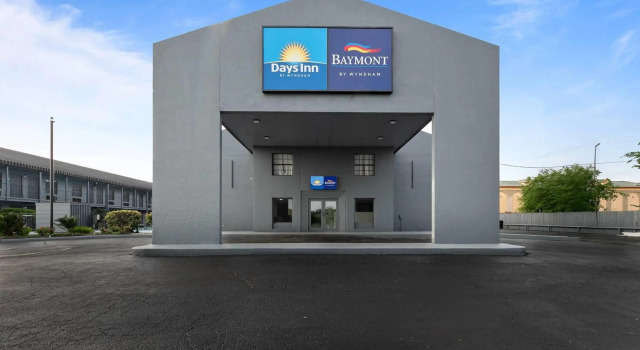 Deluxe Inn San Antonio Near Lackland AFB, Prenota Hotel San Antonio Bexar County
