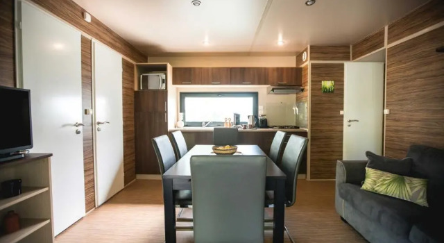 Nova Lodges, Забронировать Отель Отели Порт-Гримо 4 звезды, 4*