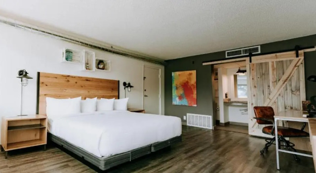 Номер Standard с видом на горы SCP WildFree Colorado Springs, Trademark by Wyndham