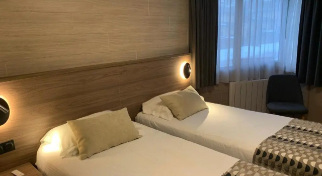 Одноместный номер Standard Logis Hotel Le Lac
