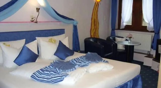Двухместный номер Standard с видом на реку Kranenturm hotel