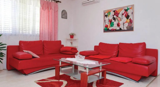 Апартаменты Dragans Den Hostel