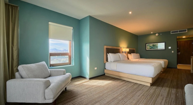 Четырёхместный номер Superior Wyndham Garden Saltillo
