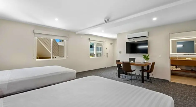 Номер Deluxe Good Nite Inn Calabasas