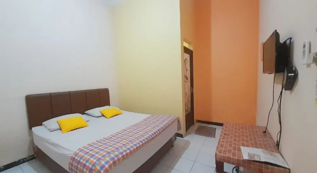 Camera Superior Homy House Semarang