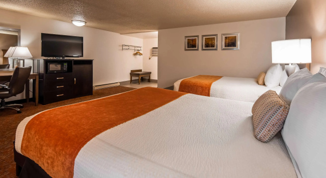 Четырёхместный номер Standard Best Western Paradise Inn