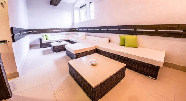 Schloss Hotel Wolfsbrunnen, Reserva ahora Hotel Hoteles en Meinhard con aparcamiento, Aparcamiento