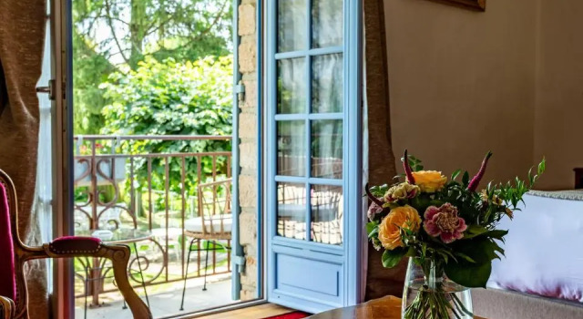 Двухместный номер Deluxe с видом на бассейн Hotel Restaurant Le Centenaire