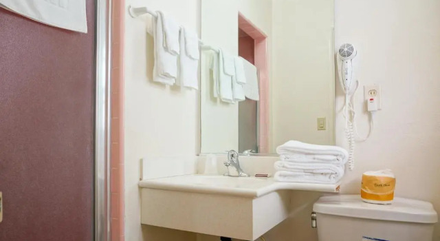 Номер Standard Town and Country Inn