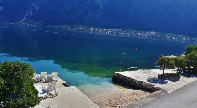 Villa Duja, Book Lejlighed Hoteller i Kotor Riviera med parkering, Parkering