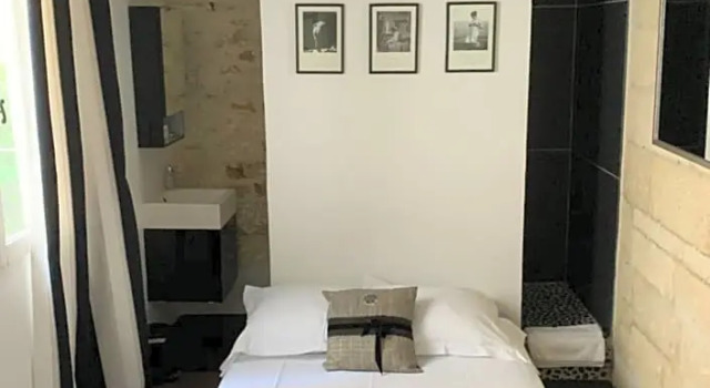 La maison d’arles, Забронировать Отель Отели Арля с парковкой, Парковка