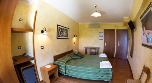 Трёхместный номер Standard Hotel Internazionale