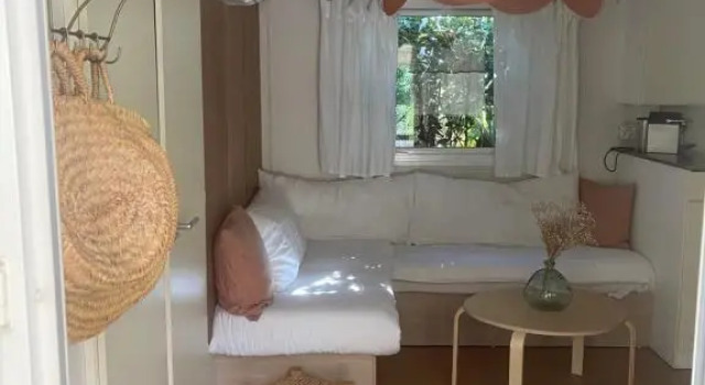 Bungalow Toison d'Or Saint Tropez, Забронировать Отель Раматюэль Сен-Тропе залива