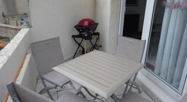 Residence U Re D' Alzettu, Varaa Hotelli Lecci Korsika