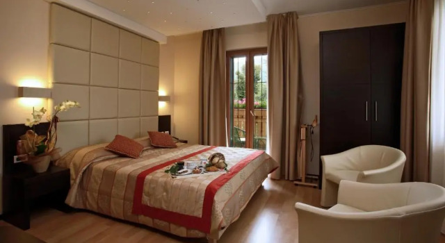 Люкс Hotel Centro Benessere Gardel