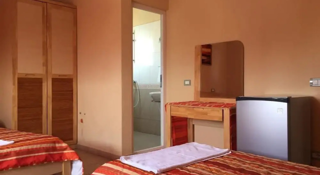 Galery Hotel, Rezerwuj Hotel Hotele w Durres County z parkingiem, Parking