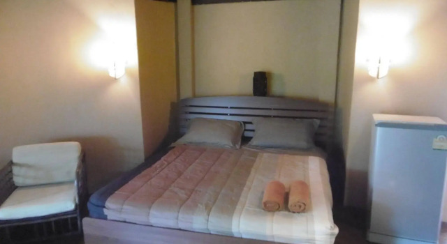 Holiday Home Khuek khak, Забронировать Отель Такуа Па провинция Пхангнга