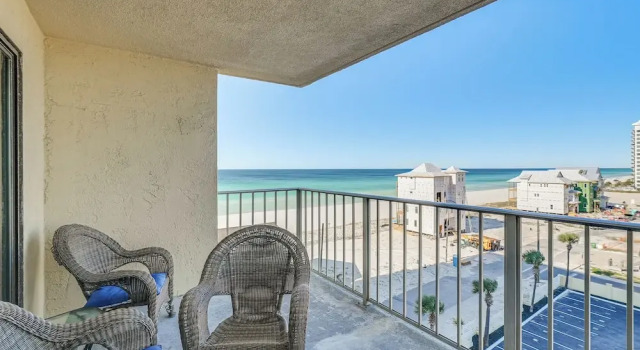 Апартаменты Regency Towers PCB Condo: Beach Access & 2 Pools