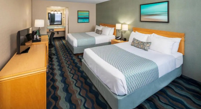 Четырёхместный номер Standard Accent Inns Burnaby