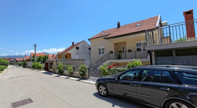 Студия Apartments Lovori-Lorbe