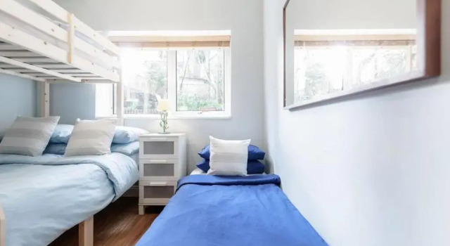 Апартаменты с 3 комнатами 3 Bedroom Garden Flat - Central Location
