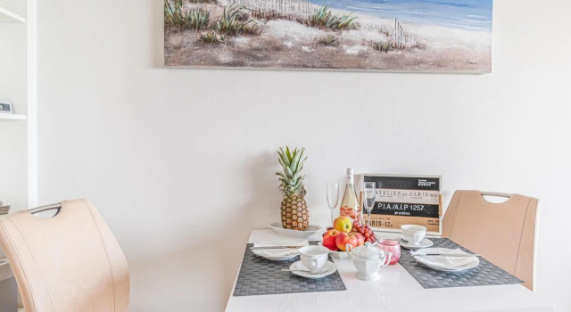 Stunning Apartment in Timmendorfer Strand With Wifi, Outdoor Swimming Pool and Heated Swimming Pool, Забронировать Апартаменты/квартира Тиммендорфер-Штранд Bay of Lubeck