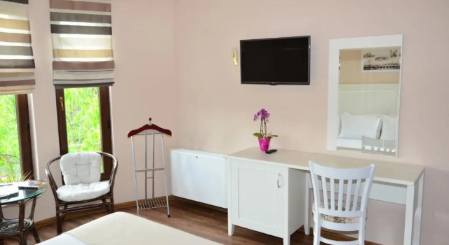 Люкс Deluxe Guesthouse Green Fields