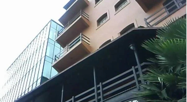 Center Residence Hotel, Забронировать Отель Терезополис штат Рио-де-Жанейро, рядом с Bus Terminal